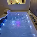 Feriehus Quintessenza - Suite Privata Con Jacuzzi E Cucina A Ostuni