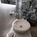Quintessenza - Suite Privata Con Jacuzzi E Cucina A Ostuni Feriehus
