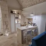 Quintessenza - Suite Privata Con Jacuzzi E Cucina A Ostuni Feriehus