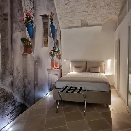 Quintessenza Di Vico Carrara *